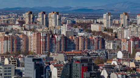 Жилищният пазар в България вече показва признаци, че е надценен pic